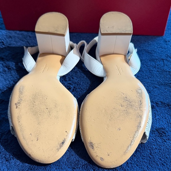 Salvatore Ferragamo Cream Block Heel Sandals, Size 10 - Picture 3 of 3